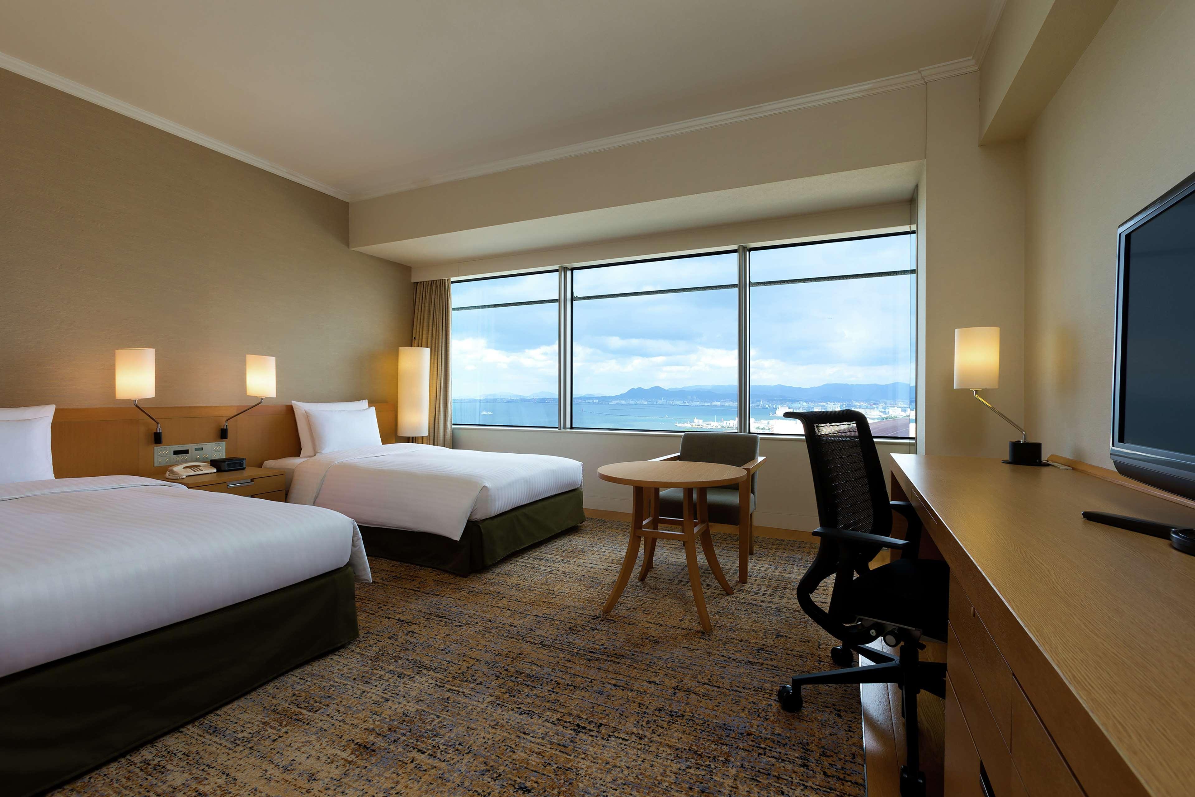 מלון Hilton Fukuoka Sea Hawk מראה חיצוני תמונה