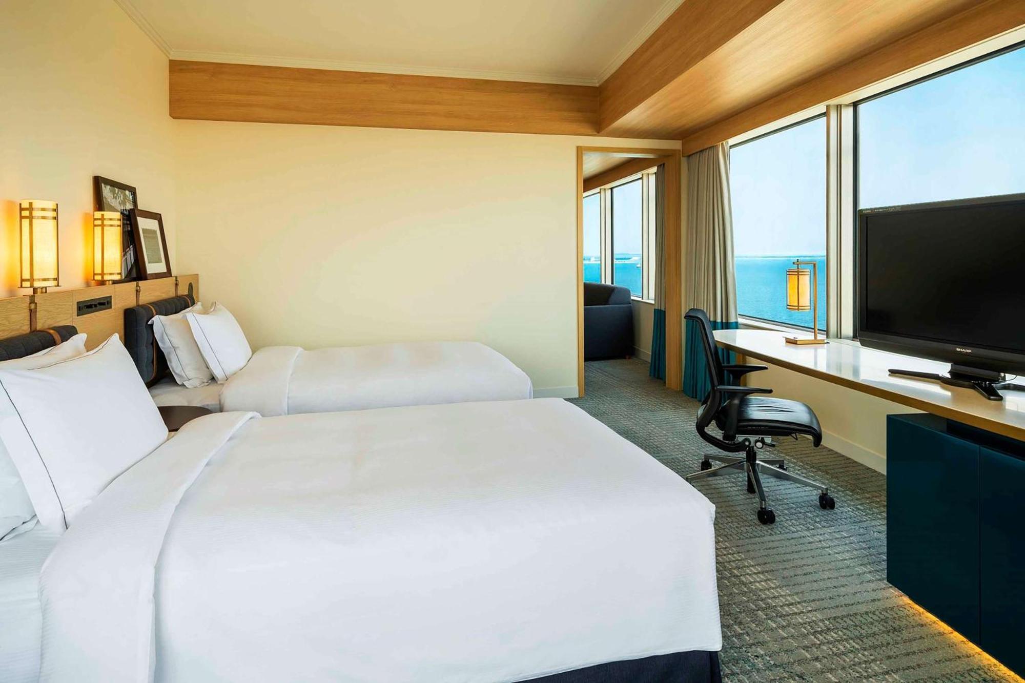 מלון Hilton Fukuoka Sea Hawk מראה חיצוני תמונה