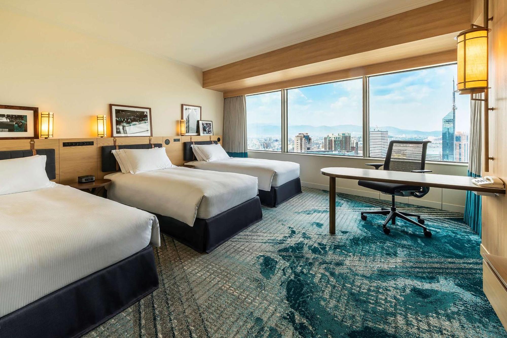 מלון Hilton Fukuoka Sea Hawk מראה חיצוני תמונה